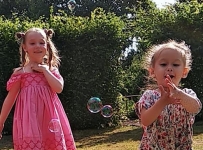 Jessica and Annabelle 04